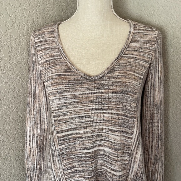 Knox Rose Long Sleeve Top - Picture 3 of 5